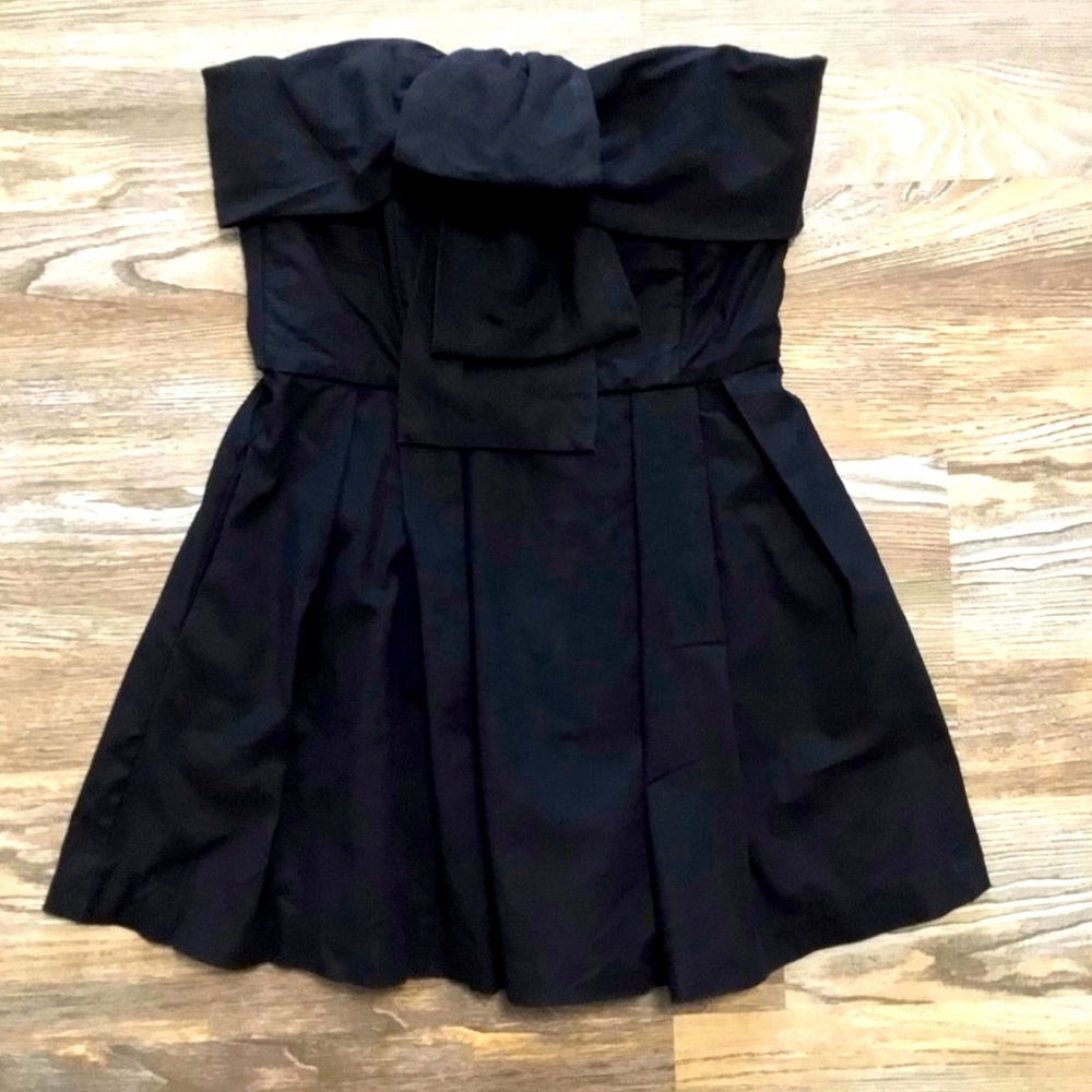 BCBGeneration Black Strapless Linen Blend Romper 6